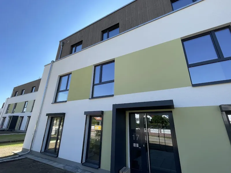 Neubau - Stilvolle 2-Zimmer-Wohnung - WBS 140 mit besonderem Wohnbedarf zwingend erforderlich! — photo 1
